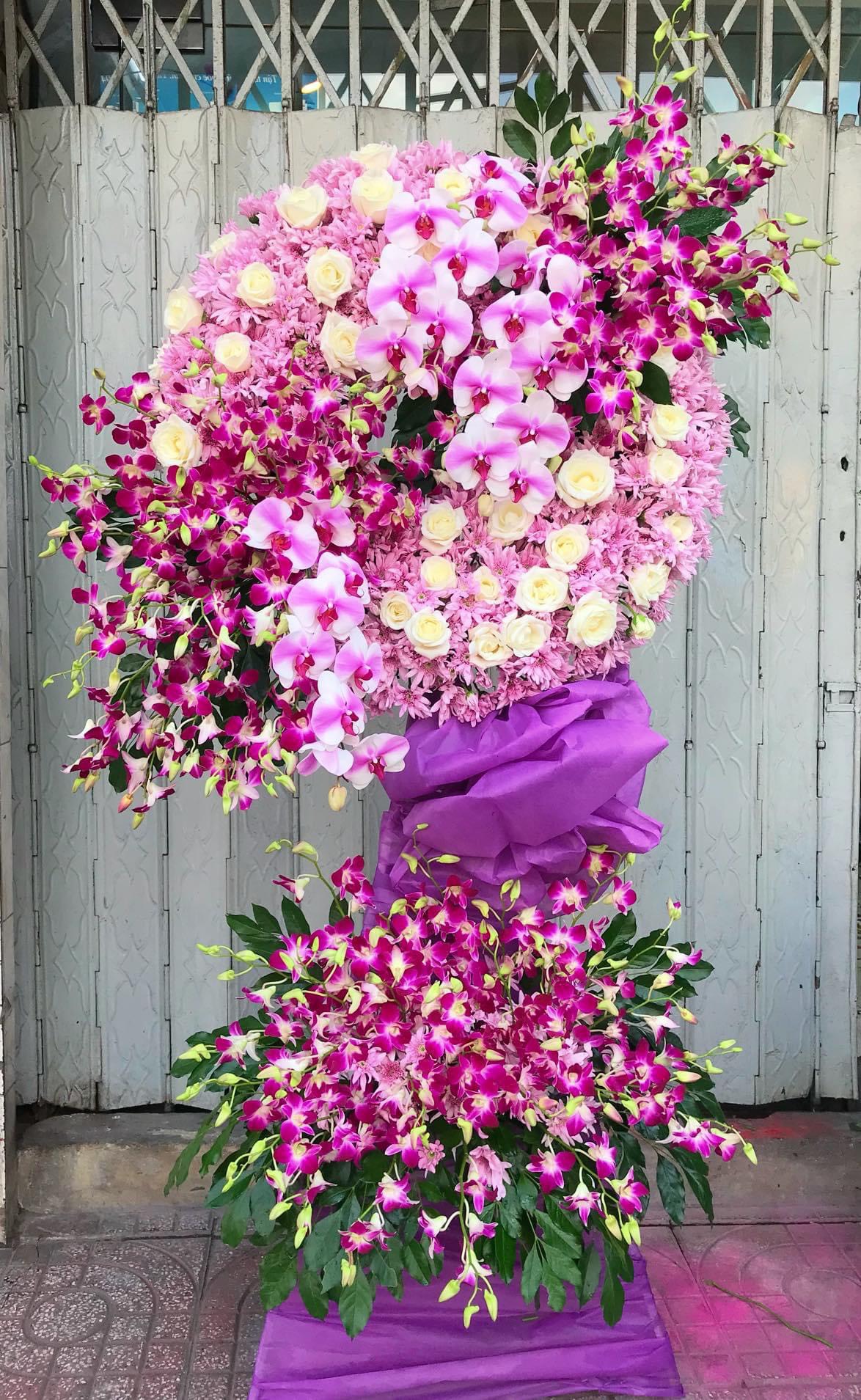 Kính Viếng - HV096