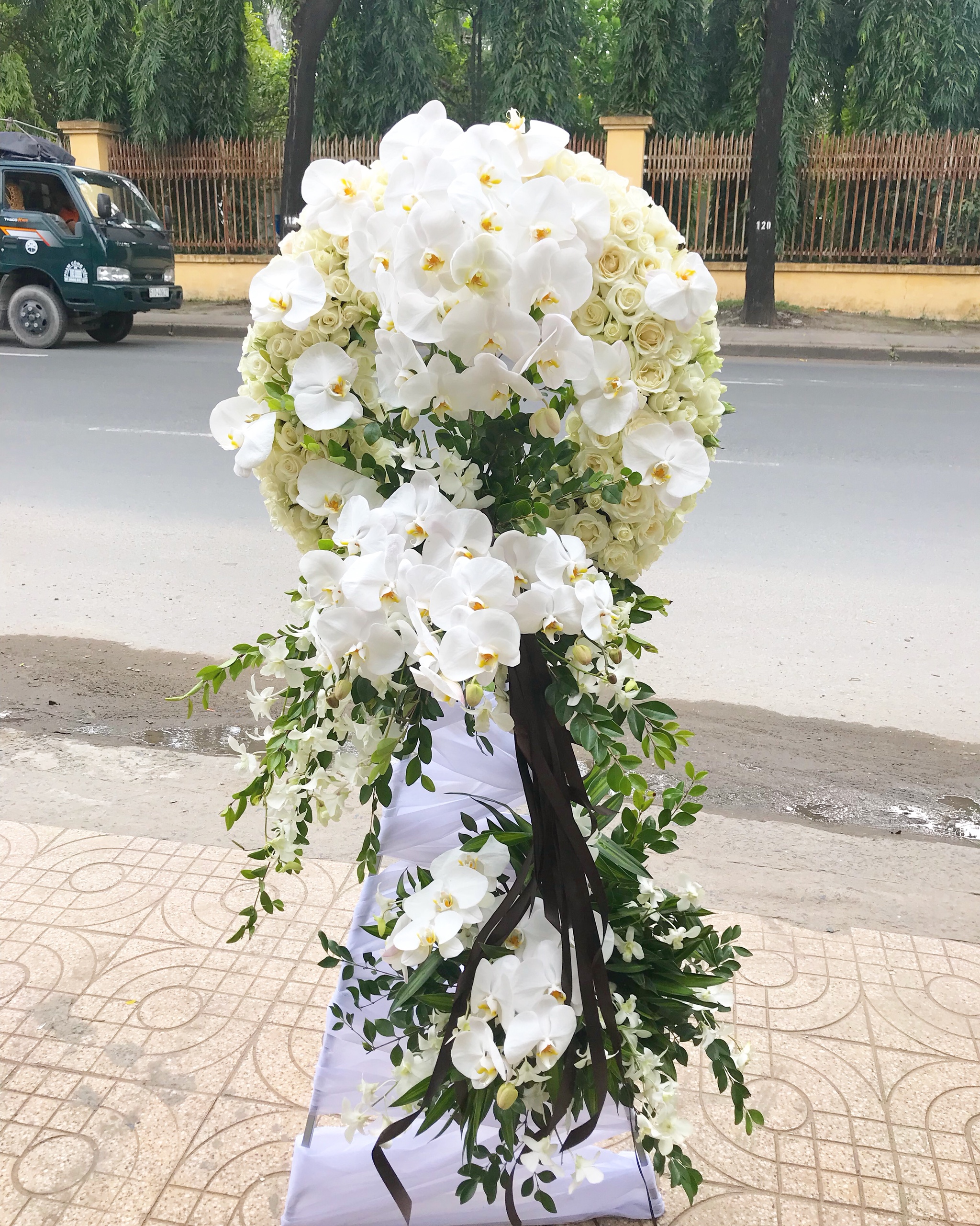 Kính Viếng - HV097